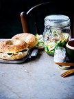 Lunchbox met gerookte forel